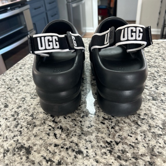 UGG Aww Yeah Black Women's Platform Sandals 1136762 size 8 - Picture 4 of 9